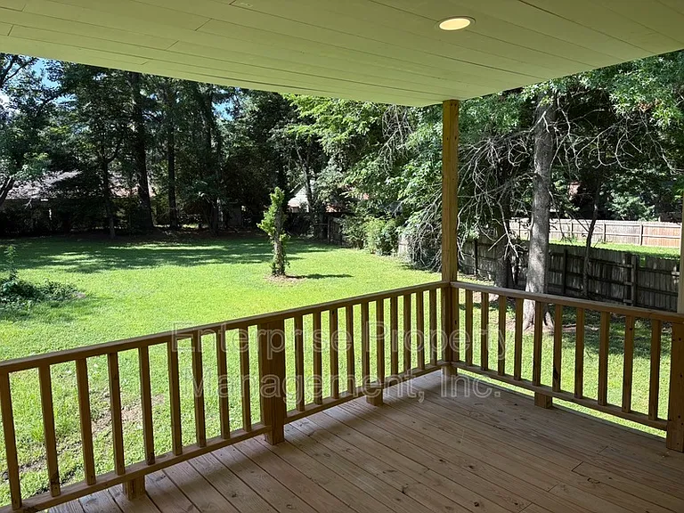 6843 Autumnhill Ln — Photo 49