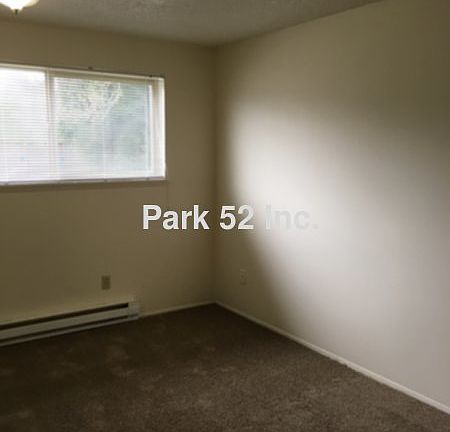 5th image of 14406 Pacific Ave S APT 6