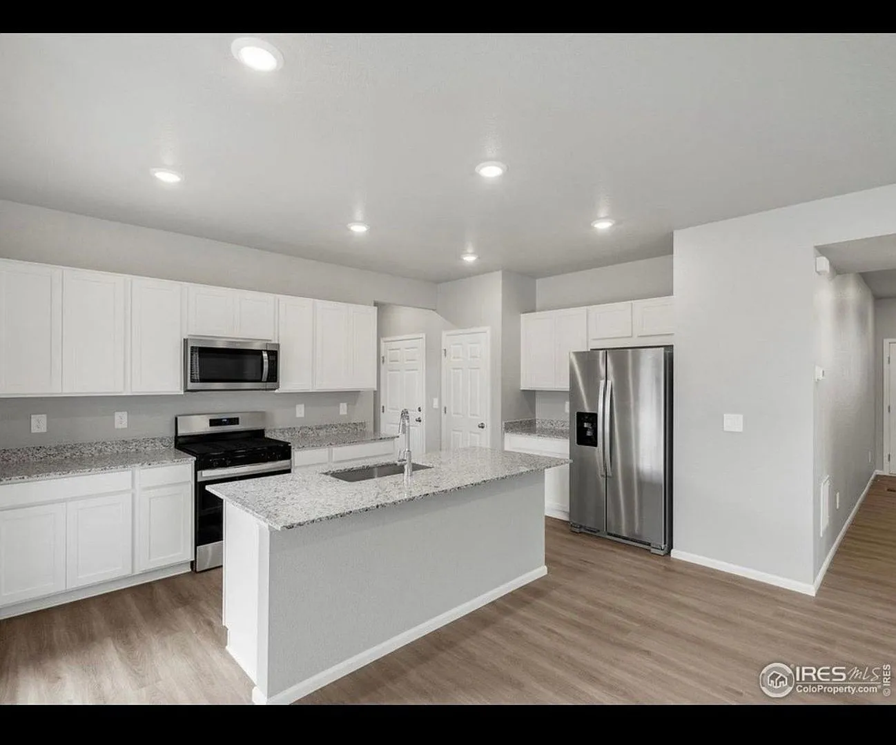 Charming 3BR House in Greeley — Photo 4