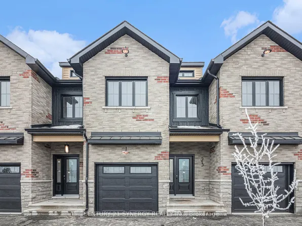 31 Helen St, North Stormont, ON K0A 1R0