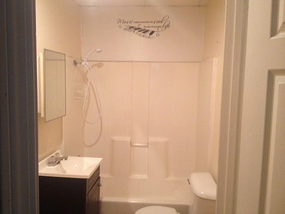 2nd image of 19 Merita Ln