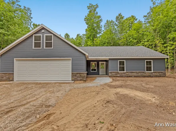 7677 Old Durango Ct, Buckley, MI 49620