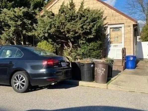 2867 Calvin Road, Oceanside, NY 11572