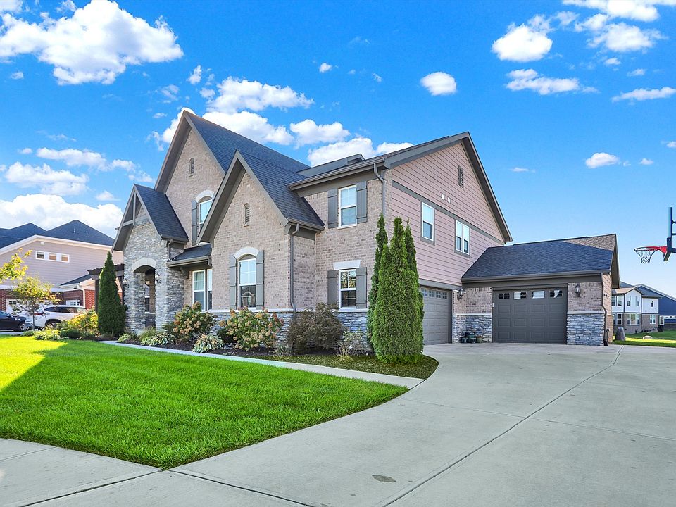 2nd image of 7025 Birchwood Park Ct