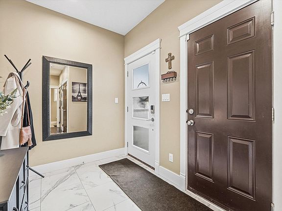 4th image of 53 Ridgeview Close