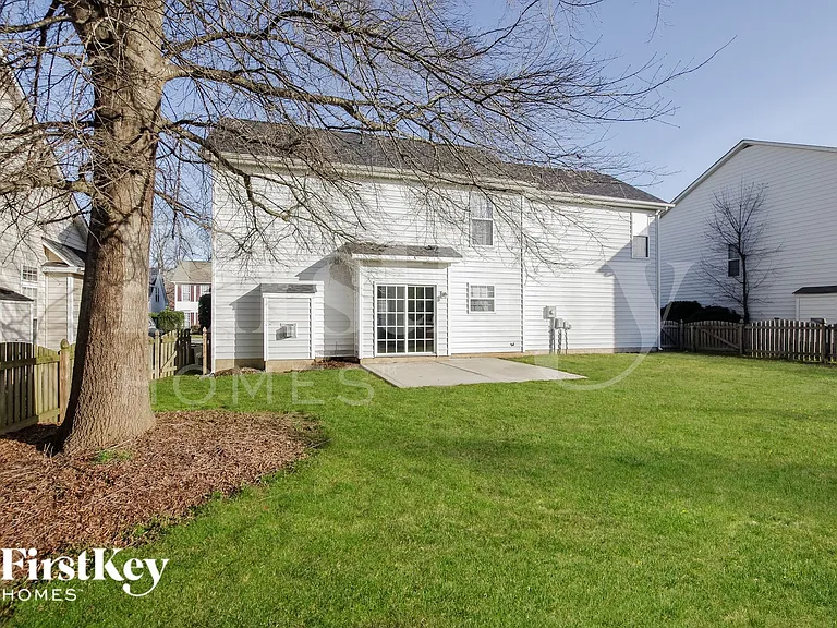 6622 Courtland St — Photo 14