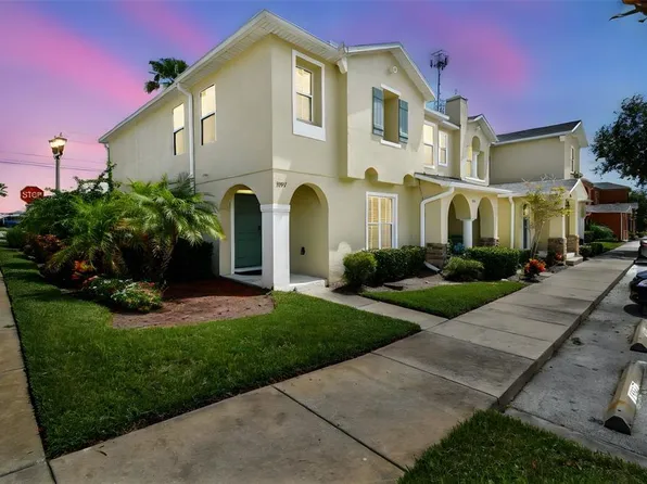 1997 Searay Shore Dr, Clearwater, FL 33763