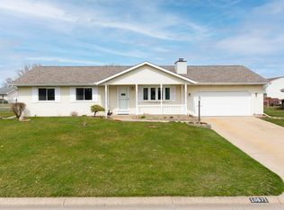 10571 Brookston Dr E, Osceola, IN