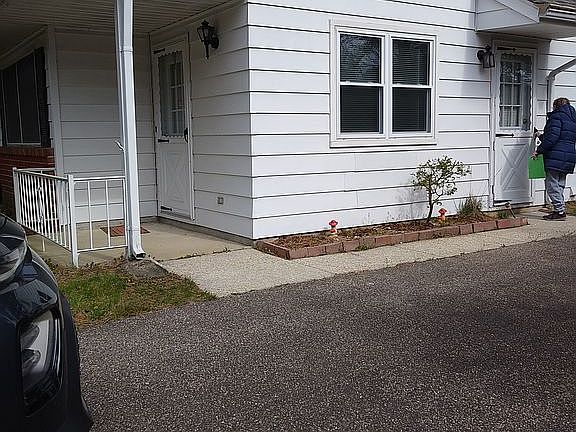 2nd image of 41 Maine Ave #A