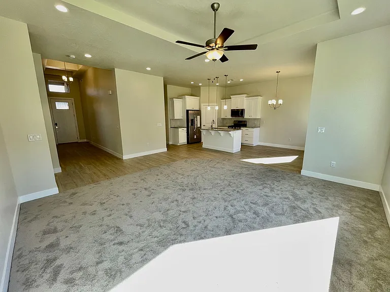 1436 E Centaurus Way — Photo 17