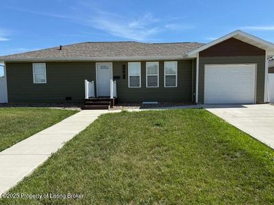1381 1st St S, Dickinson, ND, 58601