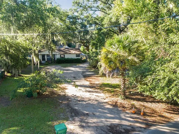 33 Guerrard Ave, Bluffton, SC 29910