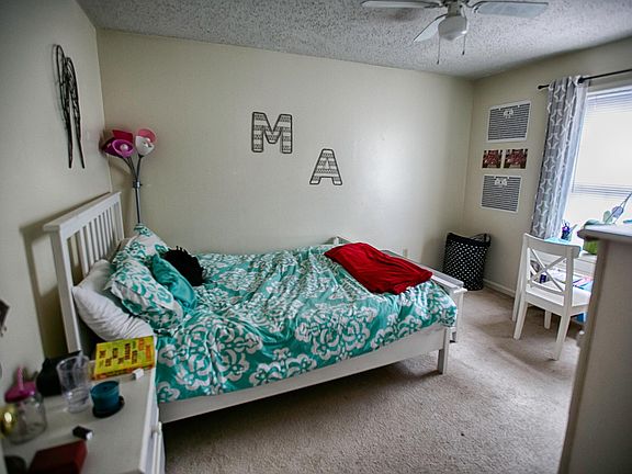 5th image of 430 Grace St APT 118
