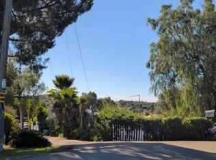 519 Mason Rd, Vista, CA 92084