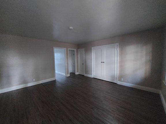 2nd image of 32 Esperanza Ave APT 110