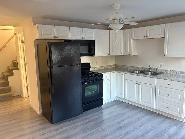 2 bed, 1.0 bath, 1100 sqft, $2,000 — Photo 3
