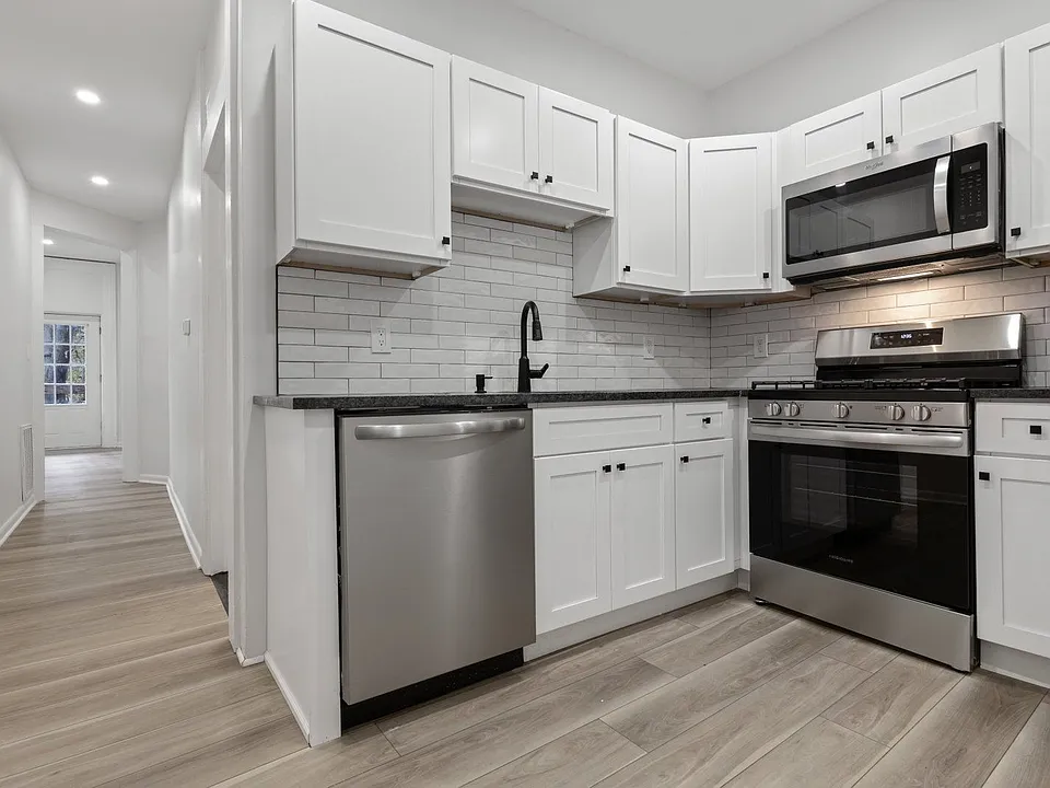 441 State St #4F