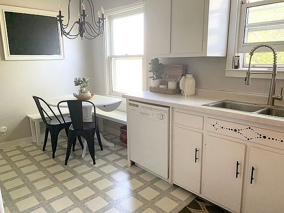 4th image of 315 W Francis St