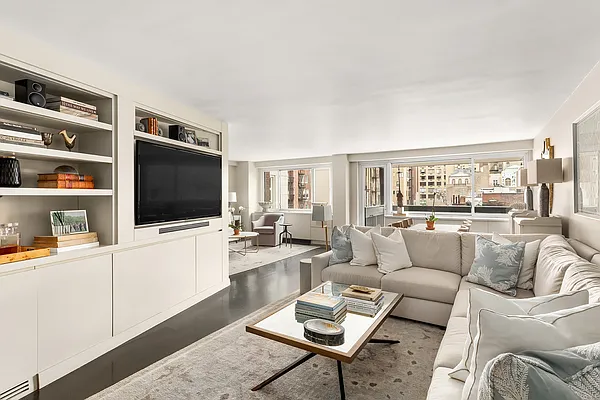 Sold by Compass | media 17