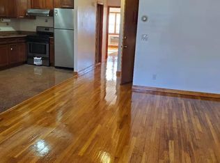 14442 25th Rd, Flushing, NY 11354