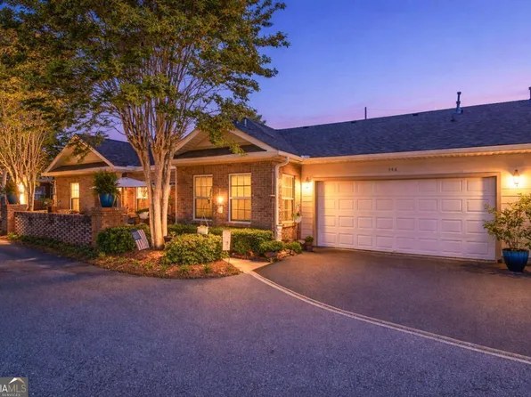 149 Villa Park Cir, Stone Mountain, GA 30087