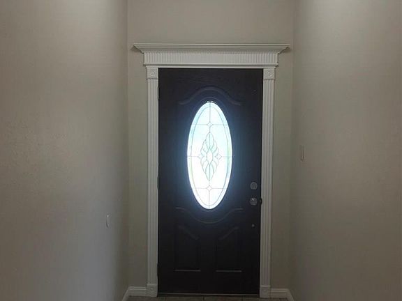 2nd image of 320 S Magnolia Hts