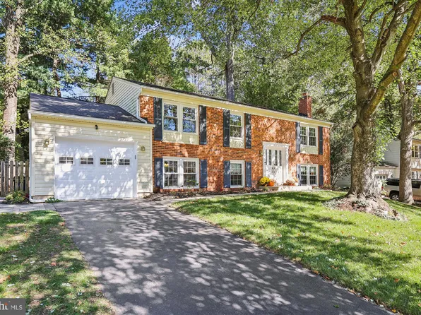 12722 Longleaf Ln, Herndon, VA 20170