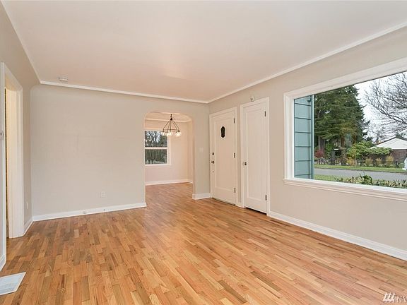 4th image of 4620 N 27th St