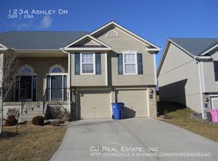 1234 NW Ashley Dr, Grain Valley, MO 64029