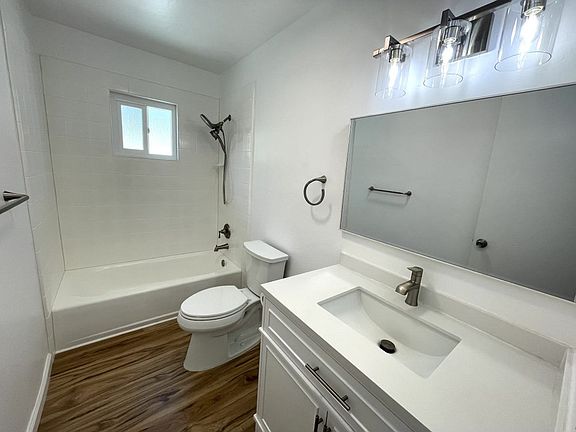 4th image of 1630 S Juniper St S #1630
