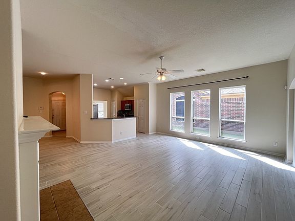 4th image of 20607 Wren Hollow Way