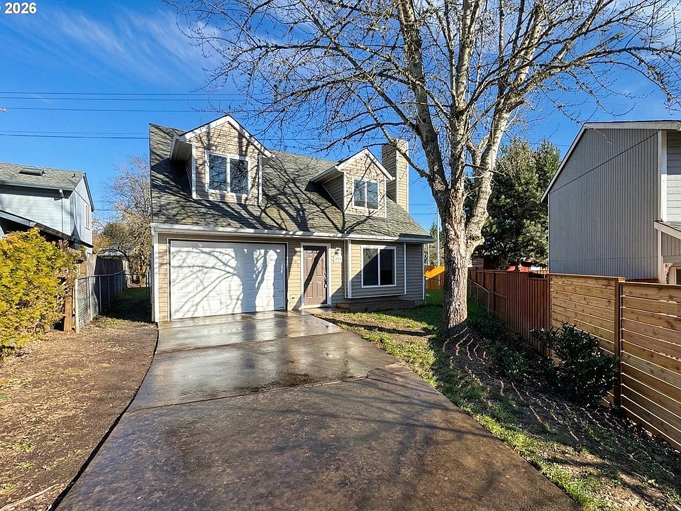 1st image of 19901 SW Meadowbrook Ct