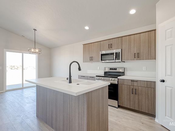 5th image of 2870 W Lapwai Creek Dr