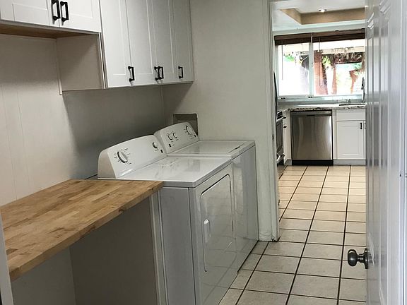 3rd image of 9452 E Calle Cascada
