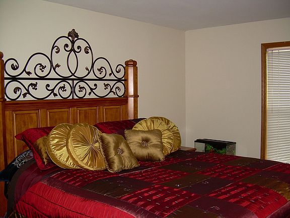 Neutral Decor Throughout