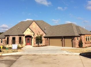 2401 Forest Xing, Choctaw, OK 73020