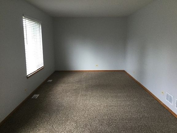 2nd image of 1045 Golden Oaks Pkwy