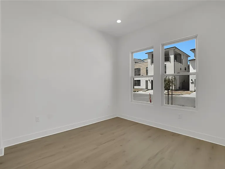 168 Creation St — Photo 18