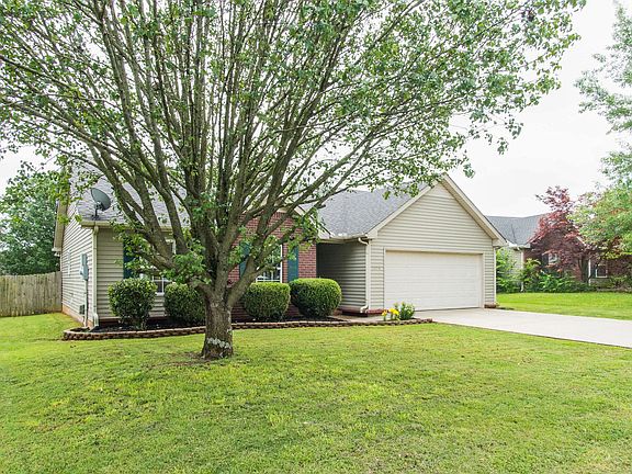 2nd image of 1179 Saint Andrews Dr