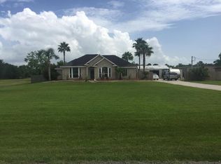 17931 Fir Rd, Alvin, TX 77511