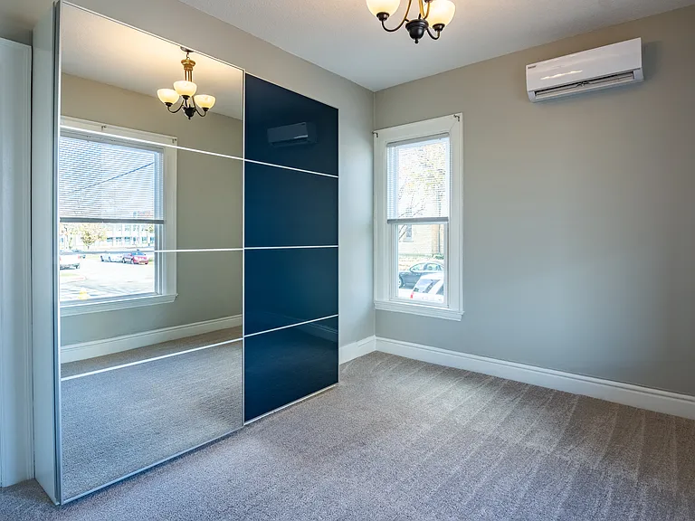 535 W Berry St #2 — Photo 21