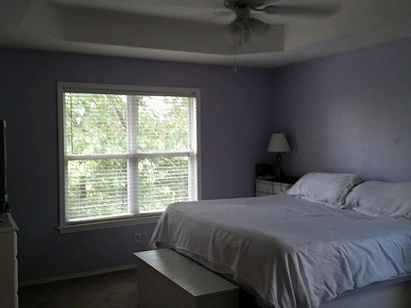 5th image of 350 Tall Oaks Dr