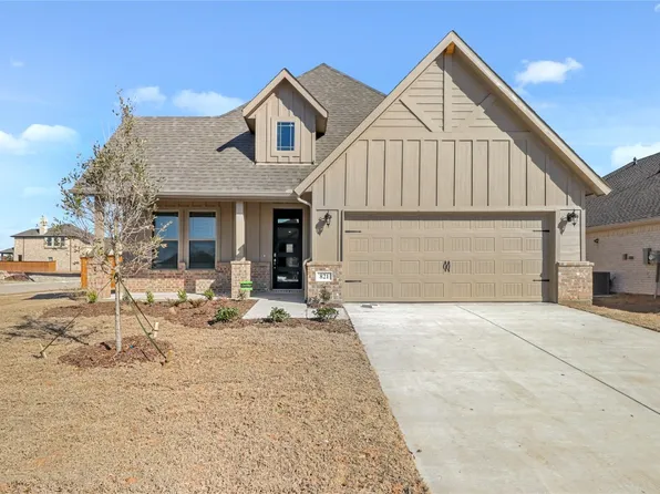 821 Boomer Ln, Ferris, TX 75125