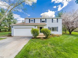 16775 Snyder Rd, Chagrin Falls, OH 44023
