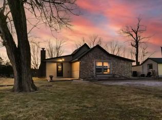 2081 Sand Ridge Rd, Marshfield, MO 65706