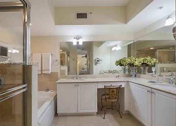 7622 SW 102nd St #120 — Photo 11