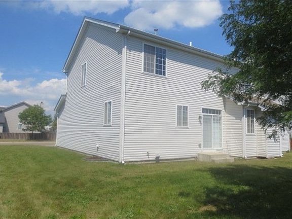 4th image of 3247 Juanita Ln