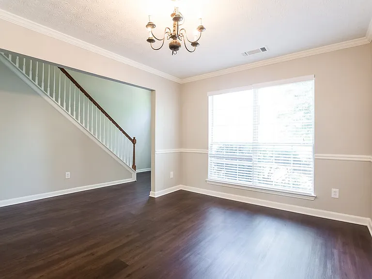 724 Mesa Rd — Photo 6