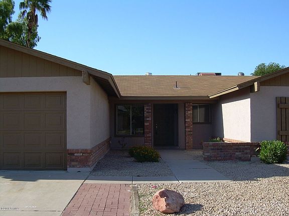 2nd image of 5756 W Mescal St