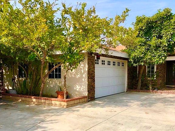 2nd image of 14541 Donegal Dr